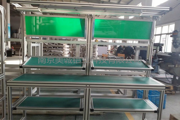 車(chē)間工作臺(tái)